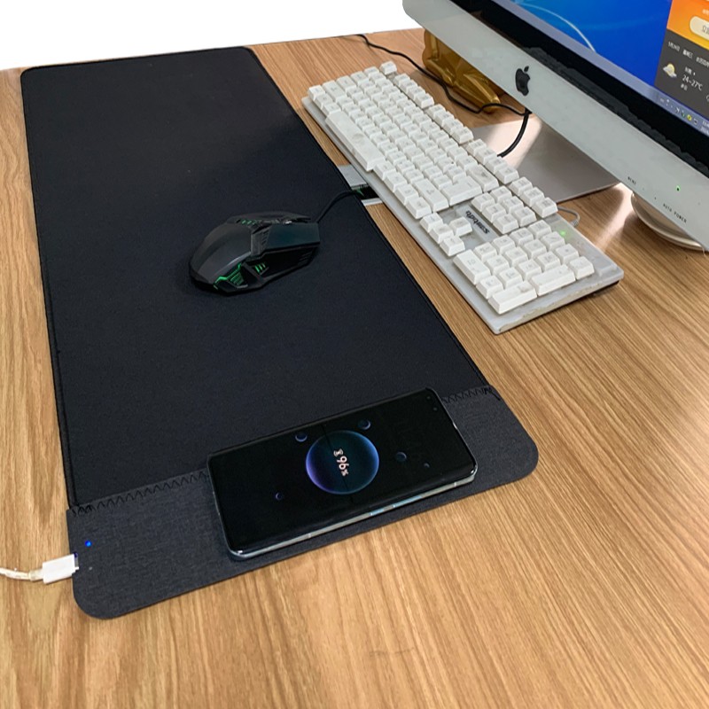  工廠熱銷15W快充手機(jī)無(wú)線充鼠標(biāo)墊批發(fā)電競(jìng)游戲網(wǎng)吧加厚電腦辦公鼠標(biāo)墊